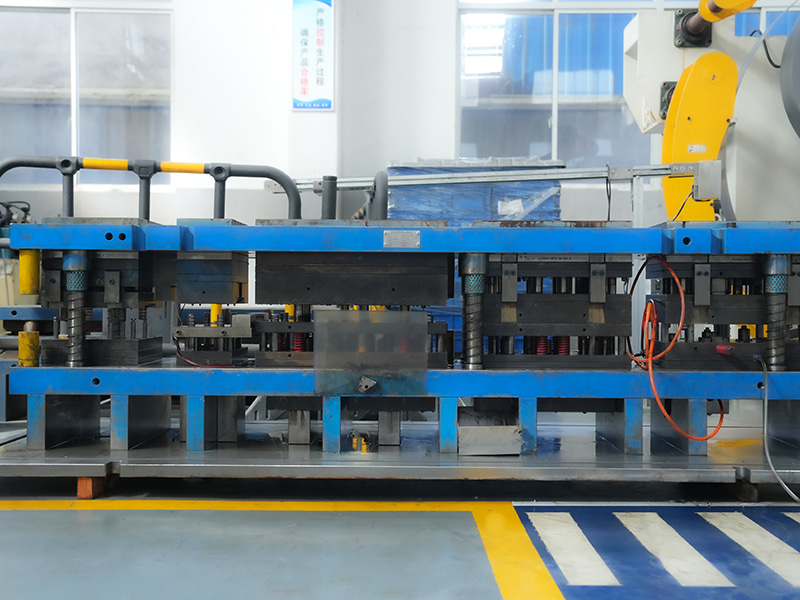 재료 스트립과 곰팡이